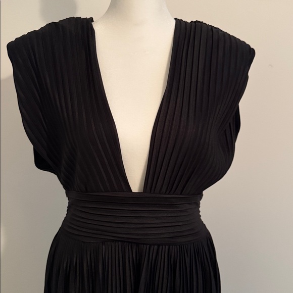 Sabina Musayev Never worn pleated dress. Black. - Picture 2 of 13